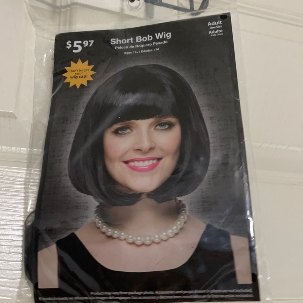NEW BLACK SHORT BOB WIG